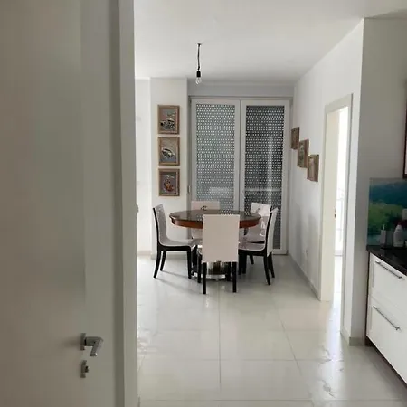 Luxury Shengjin Appartement *