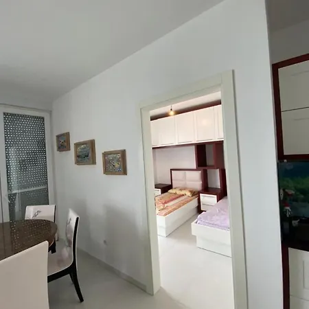 Luxury Shengjin Apartment Lezhe